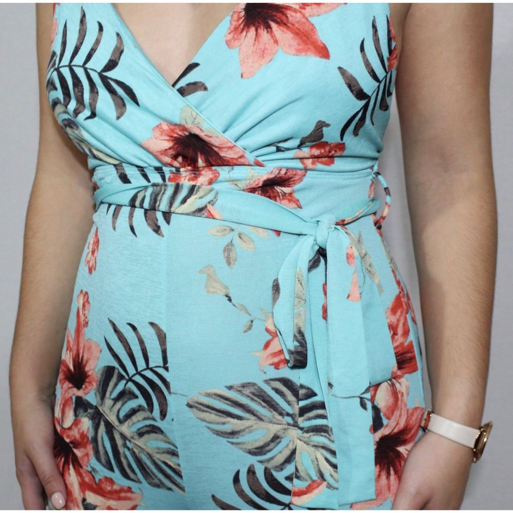 Floral Print Jumpsuit - Picture 4 of 5